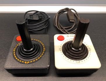 VIC 20 Joy Stick VIC-1311 vs Atari Version